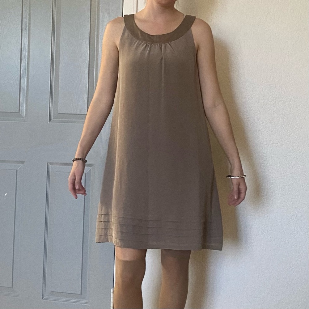 H&M modern classic taupe dress size 8